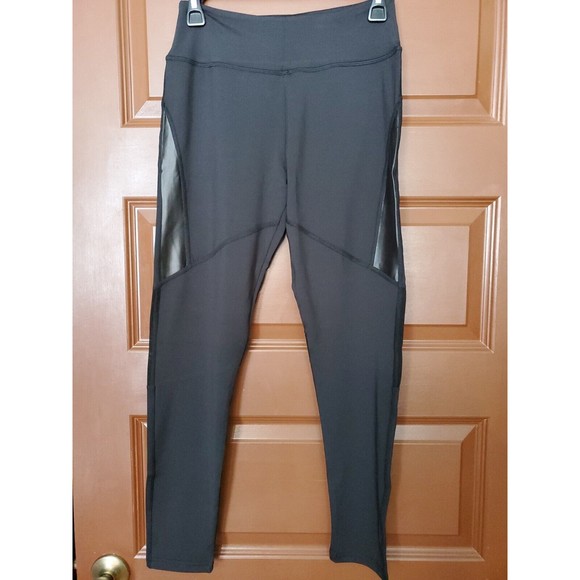 Neon Sweets Womens Black Yoga Pants no pockets Size Medium Highrise - Picture 1 of 5